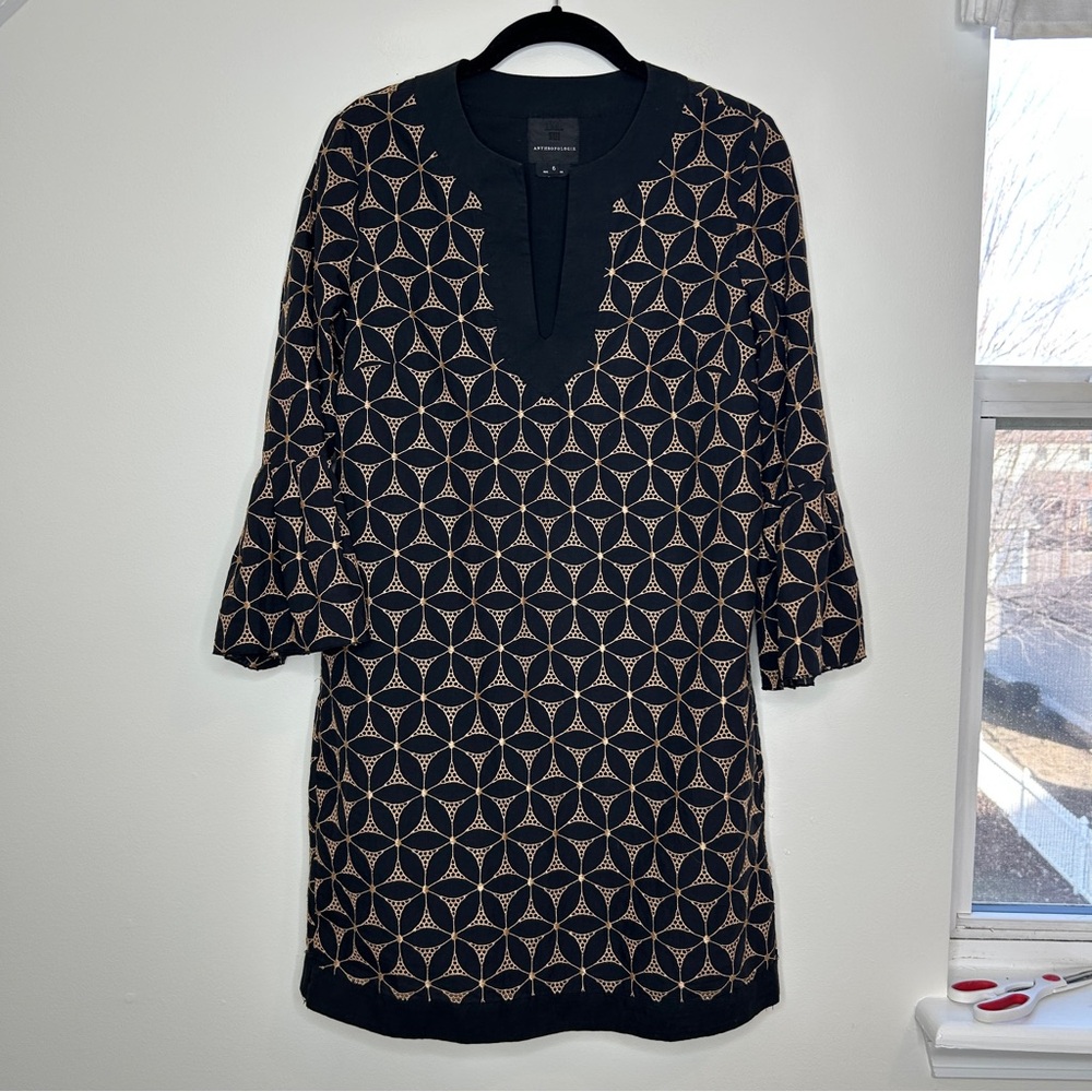 Anna Sui x Anthropologie Black Floral Embroidered Shift Dress Size 6 Mod Retro